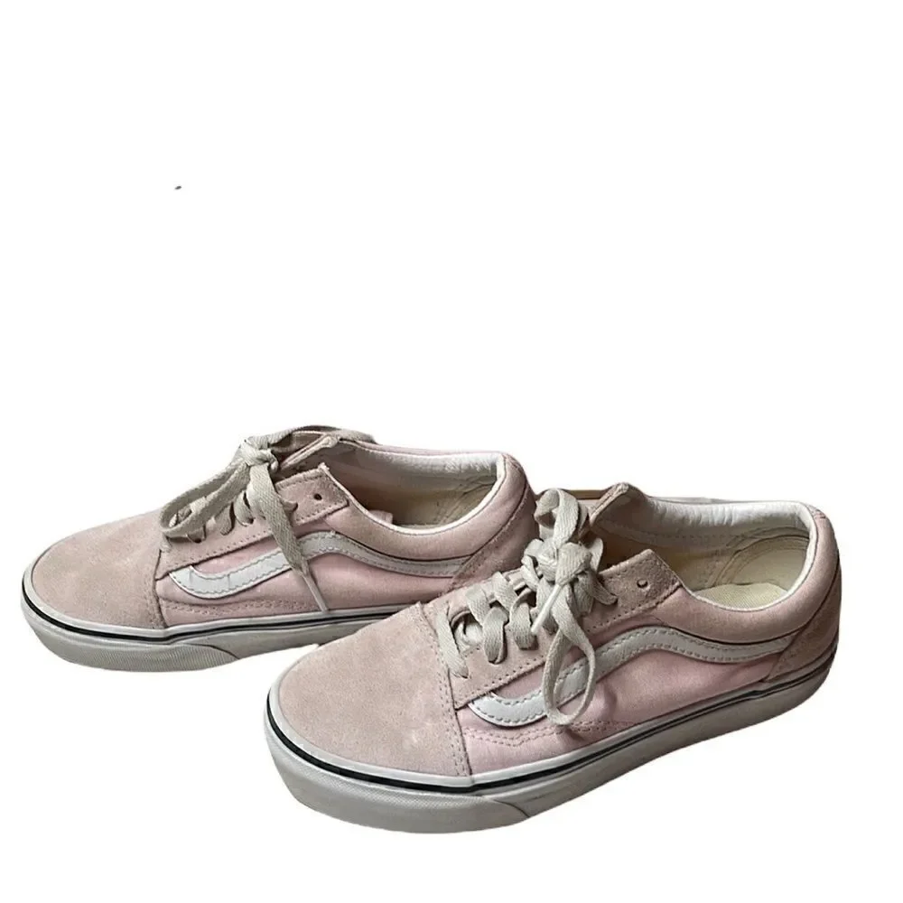 Vans Women’s Pink Suede/Canvas Old Skool Sneakers. Size 5.5.